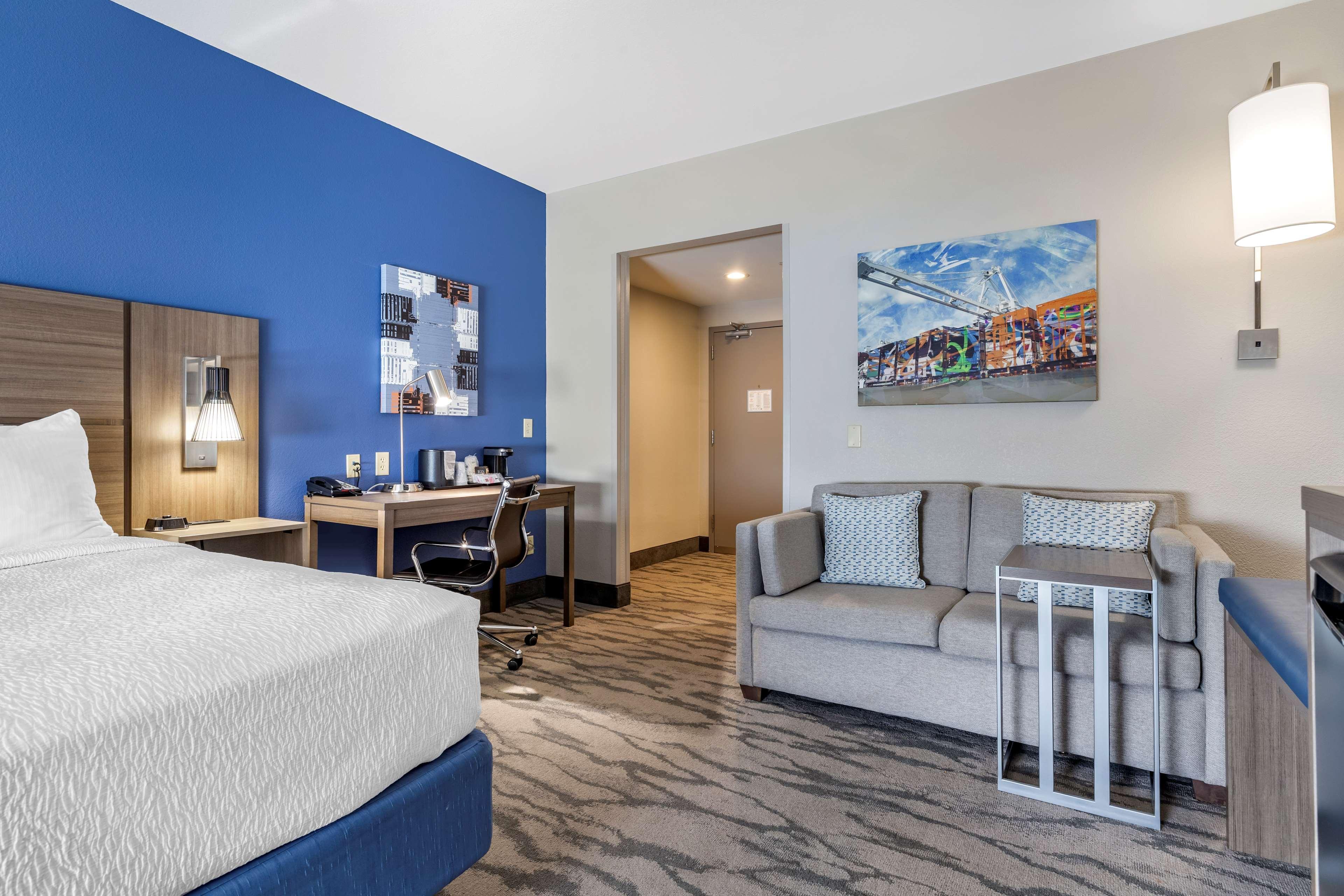 Best Western Plus Castlerock Inn & Suites Bentonville Buitenkant foto