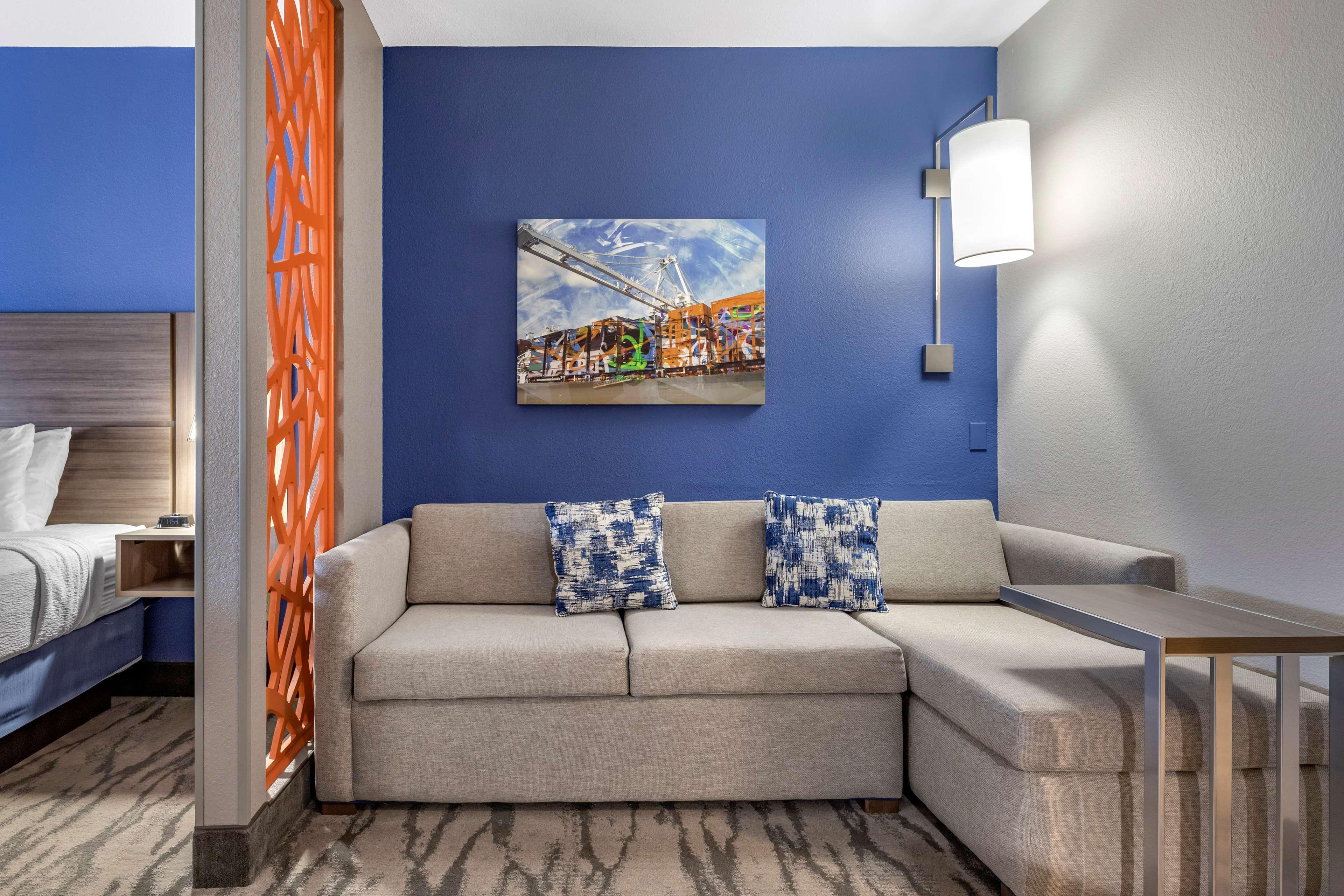 Best Western Plus Castlerock Inn & Suites Bentonville Buitenkant foto